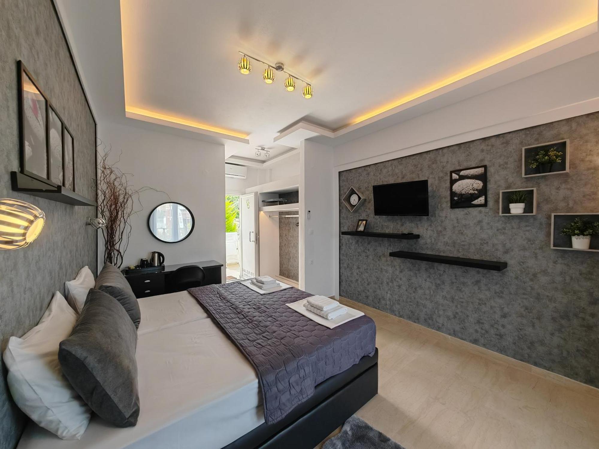 Hotel Valerios Kriopigi Buitenkant foto